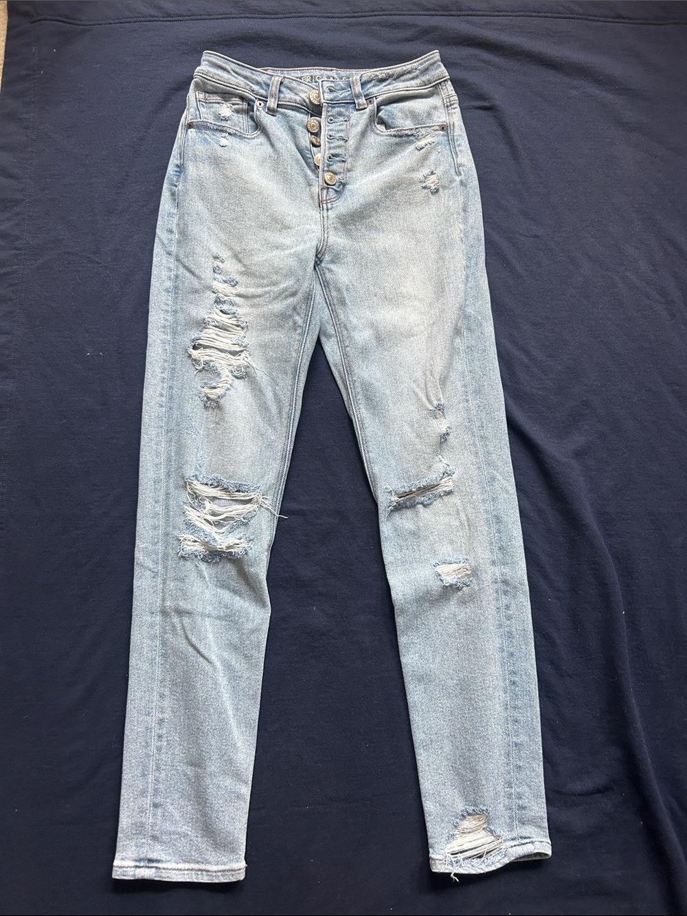 American Eagle Women’s Mom Jeans Light Blue Distressed